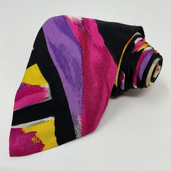 Vintage Hollyvogue 100% Silk Men Abstract Tie Luxury Necktie Black Geometric Tie - Picture 1 of 6
